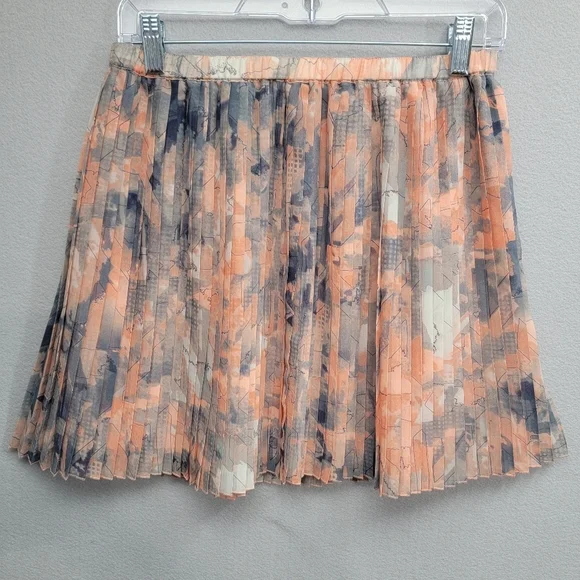 𝅺BCBGENERATION PLEATED MINI SKIRT, SIZE S, NWT - Picture 4 of 9